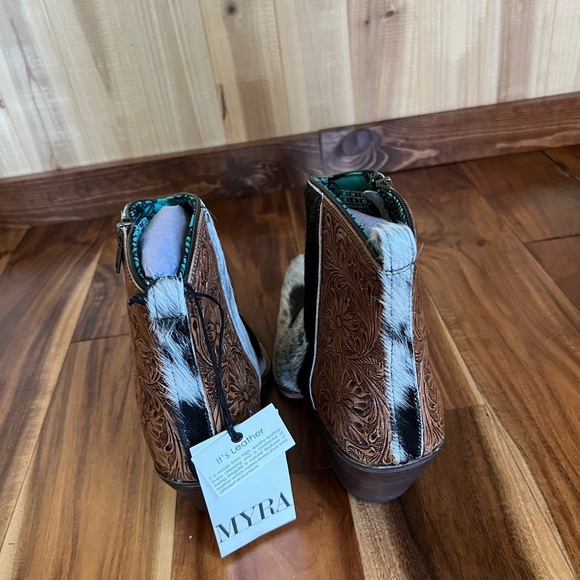 🌸NEW RELEASE Tooled Leather Genuine Hide-on Women Bootie Boot Boho Western Shoe - Picture 13 of 16